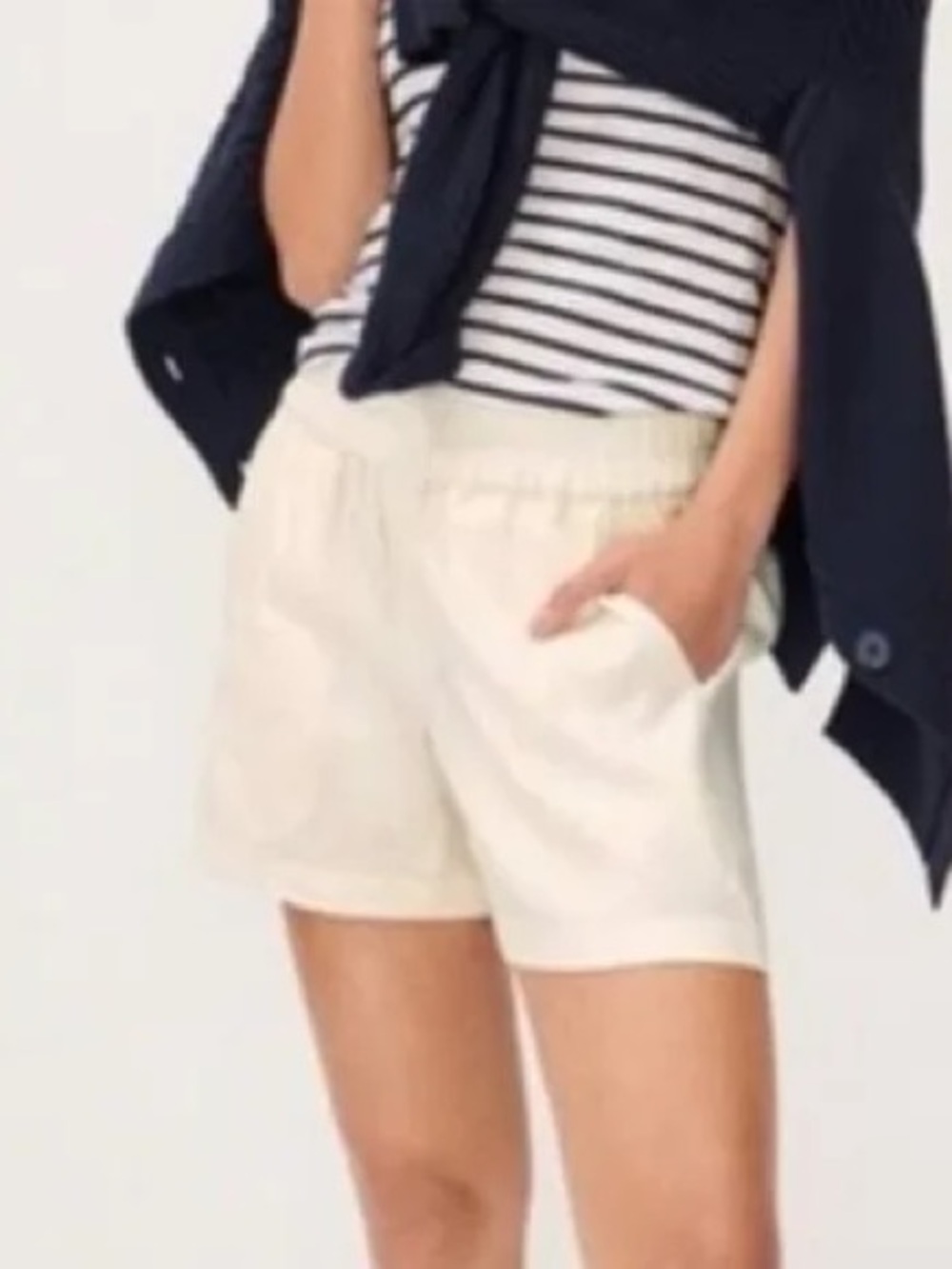 Cabi # 6639 Ojai cream Elastic-Waist linen blend Shorts